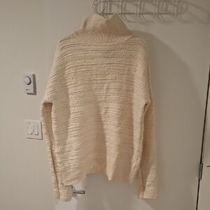 Women's Ivory/Cream Wool & Cashmere 3-D Knit Turtleneck Sweater (Size M)